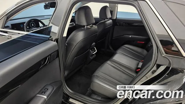 Hyundai Grandeur GN7 — Фото автомобиля 12