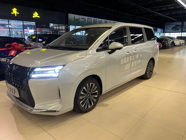 Wuling Starlight 730 — Фото автомобиля 4