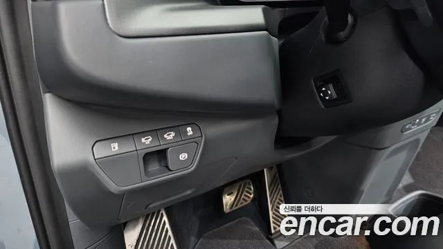 Kia EV9 — Фото автомобиля 14