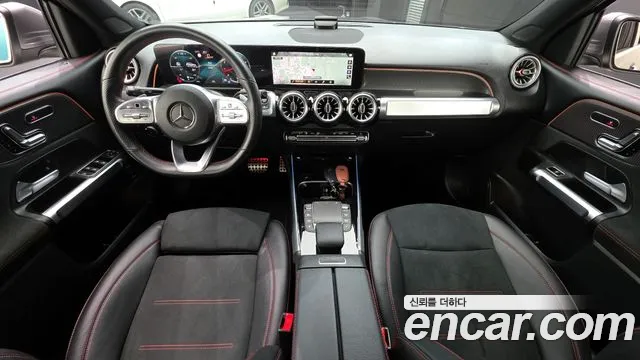 Mercedes-Benz GLB-Class — Фото автомобиля 2
