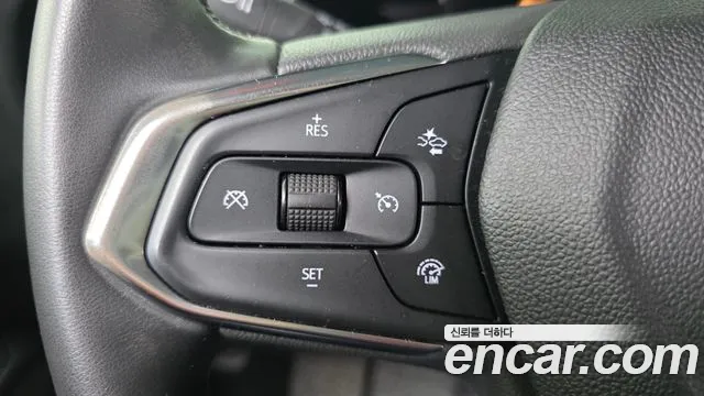 ChevroletGMDaewoo Trax Trax Кроссовер — Фото автомобиля 12