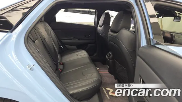 Hyundai AVANTE — Фото автомобиля 12