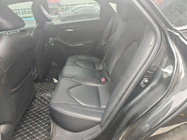 Toyota Avalon — Фото автомобиля 13