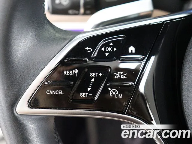 Mercedes-Benz E-Class — Фото автомобиля 9