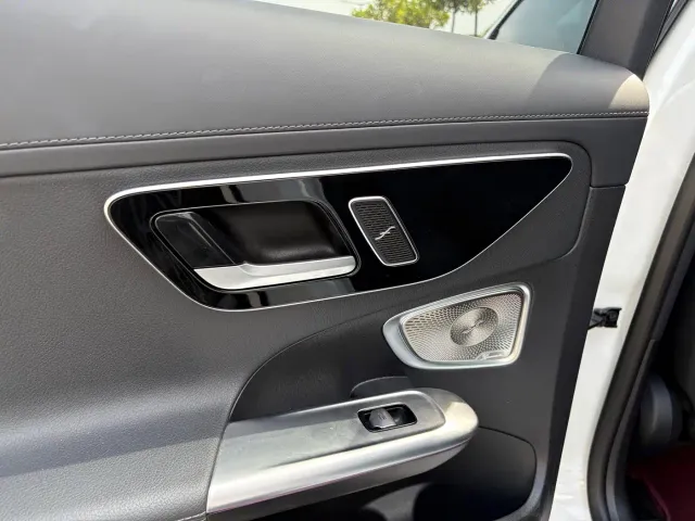 Mercedes-Benz C-Class — Фото автомобиля 22