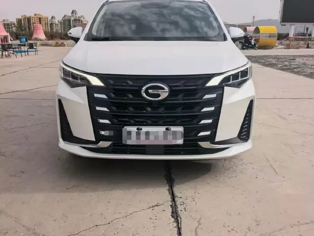 GAC Trumpchi M6 — Фото автомобиля 2
