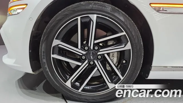 Genesis G80 Бензин 2.5 турбо 2WD — Фото автомобиля 5