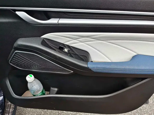 Geely Emgrand — Фото автомобиля 10