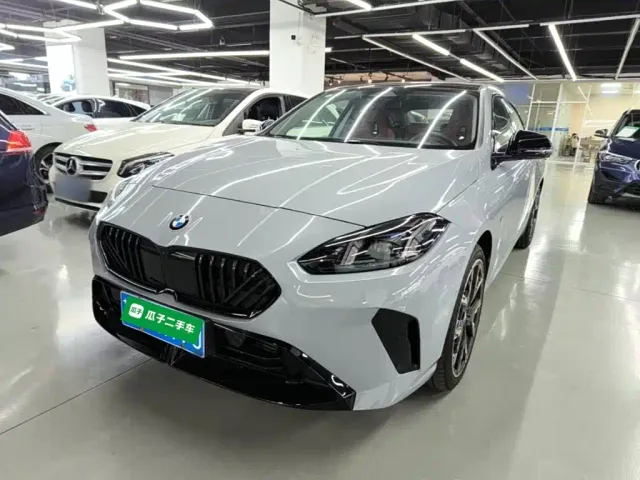Фотография автомобиля — BMW 2 Series