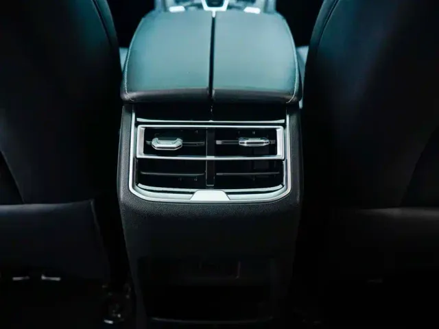 Landian E5 — Фото автомобиля 21