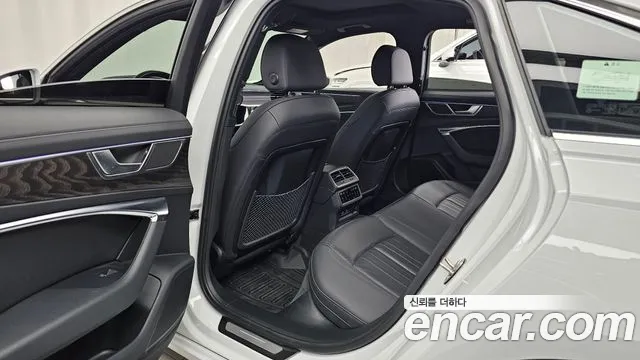 Audi A6 C8 — Фото автомобиля 18