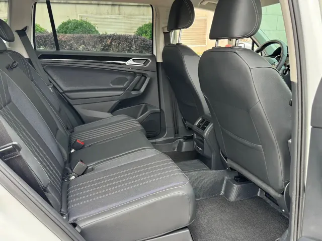 Volkswagen Tiguan L — Фото автомобиля 7