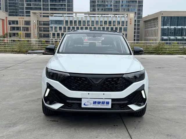 Jetta VS5 — Фото автомобиля 2