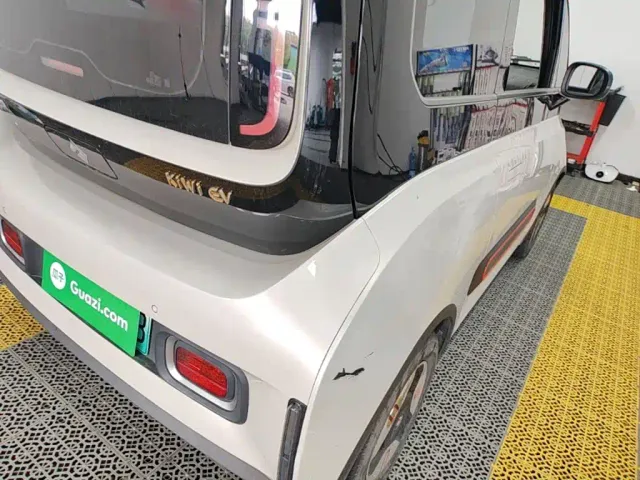 Baojun KiWi EV — Фото автомобиля 7