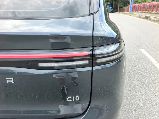 Leapmotor C10 — Фото автомобиля 15