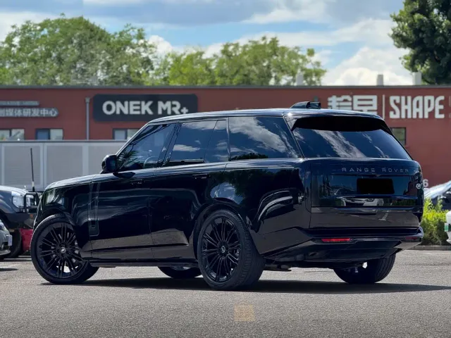 Land Rover Range Rover — Фото автомобиля 16