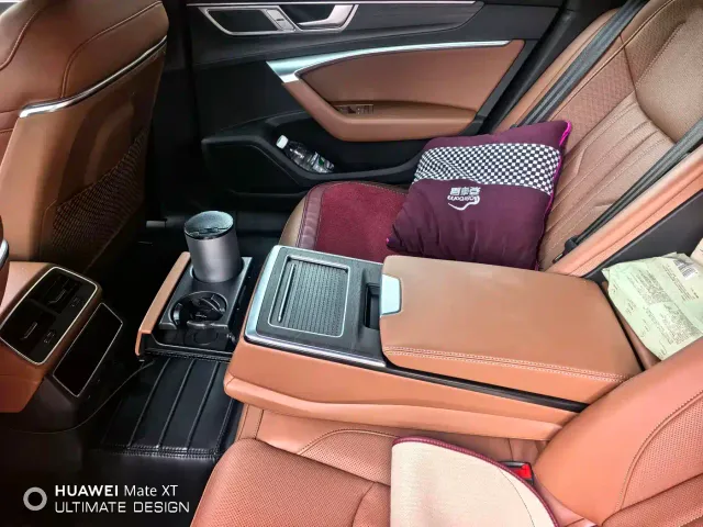 Audi A6L — Фото автомобиля 10