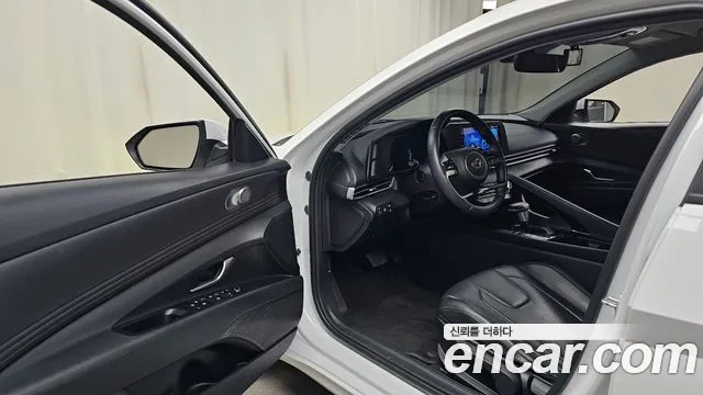 Hyundai AVANTE Smart — Фото автомобиля 10