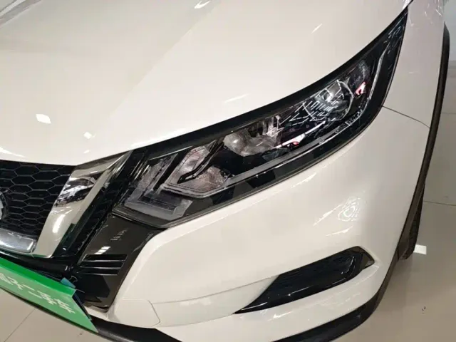 Nissan Qashqai — Фото автомобиля 23