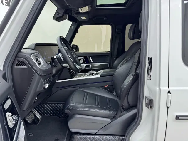 Mercedes-Benz G-Class — Фото автомобиля 11