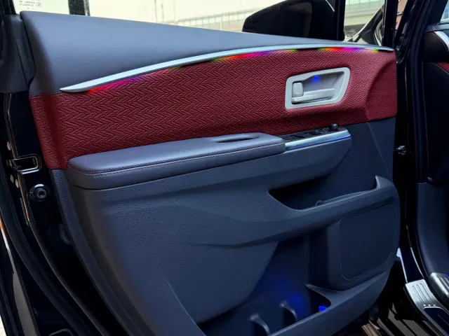 Toyota Sienna — Фото автомобиля 13