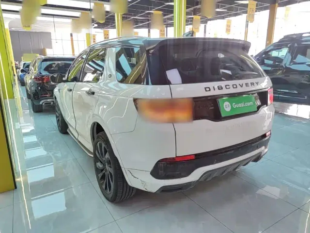 Land Rover Discovery Sport — Фото автомобиля 4