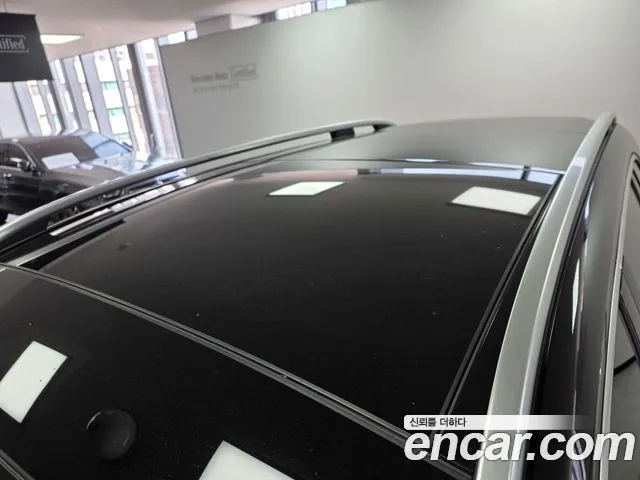 Mercedes-Benz EQB — Фото автомобиля 12