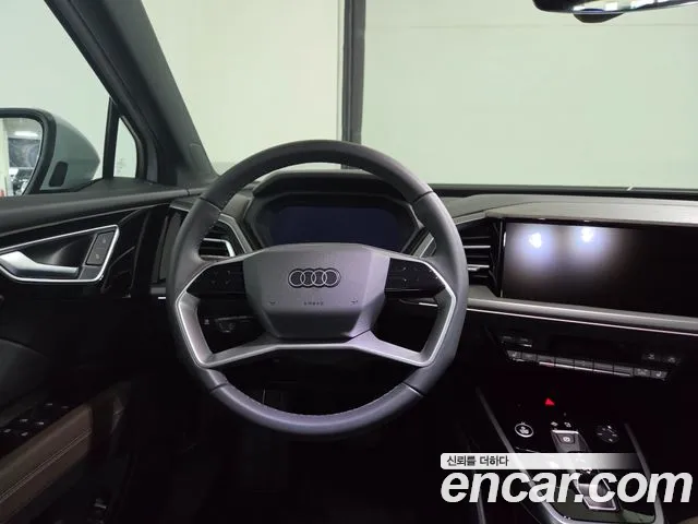 Audi Q4 e-tron — Фото автомобиля 18