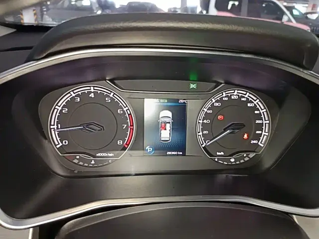 Geely Binyue — Фото автомобиля 11
