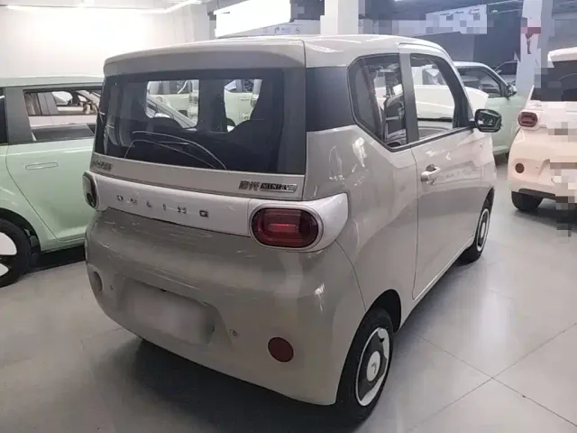Wuling Hongguang Mini EV — Фото автомобиля 6
