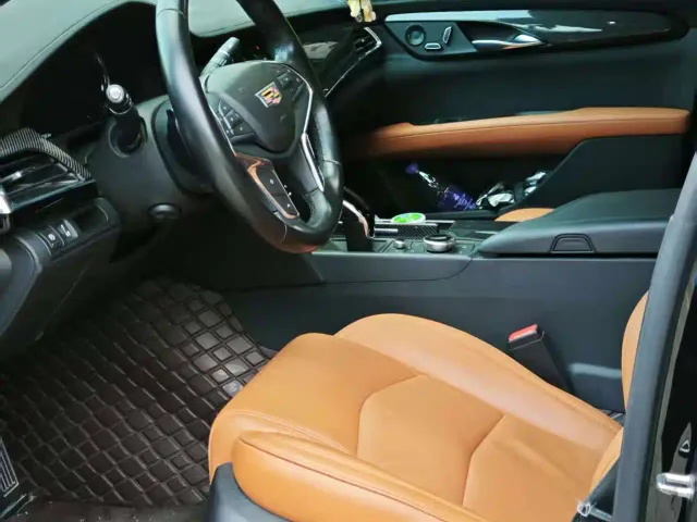 Cadillac CT6 — Фото автомобиля 7