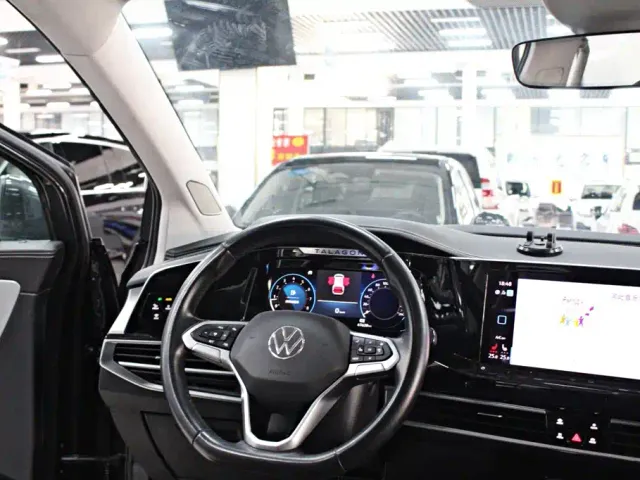 Volkswagen Talagon — Фото автомобиля 9