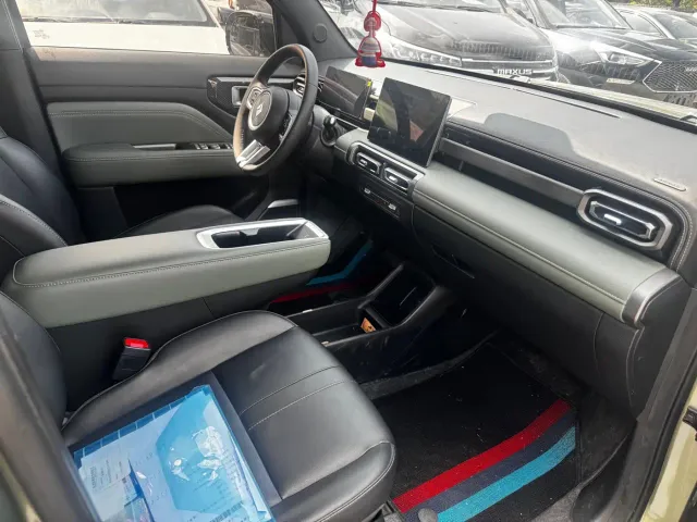 Baojun Yep Plus — Фото автомобиля 6