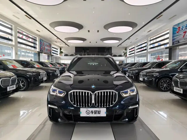 BMW X5 — Фото автомобиля 3