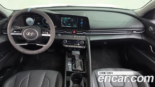 Hyundai Avante CN7 — Фото автомобиля 10