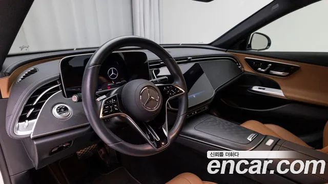 Mercedes-Benz E-Class W214 — Фото автомобиля 13