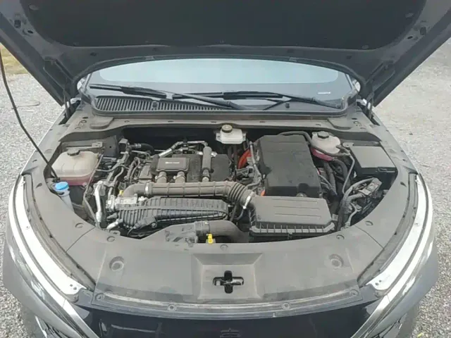 BYD Qin L — Фото автомобиля 19