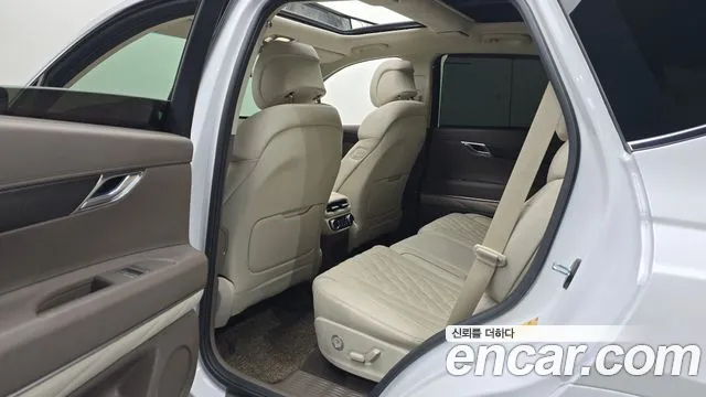 Genesis GV80 — Фото автомобиля 16
