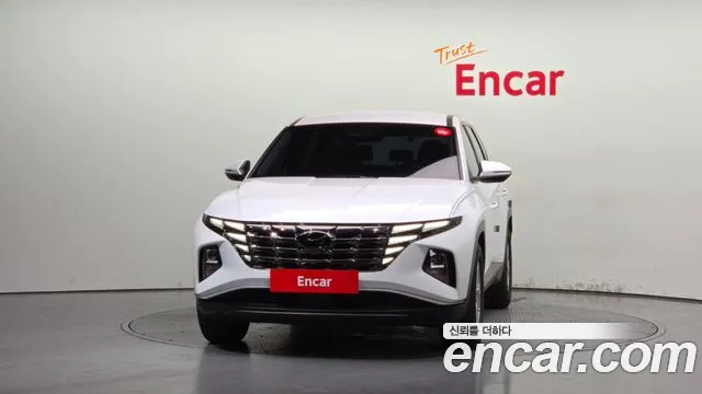 Hyundai Tucson Tucson (NX4) Дизель 2.0 2WD — Фото автомобиля 3