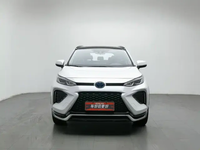Toyota Wildlander — Фото автомобиля 3