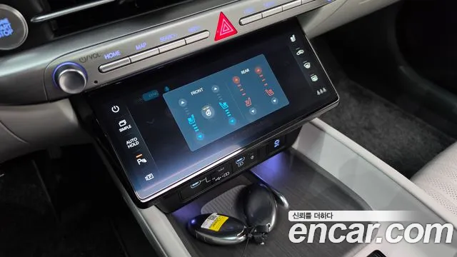 Hyundai Grandeur GN7 — Фото автомобиля 16