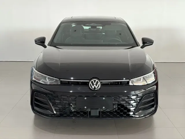 Volkswagen Passat — Фото автомобиля 11