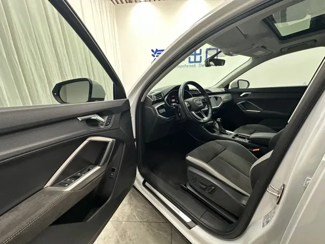 Audi Q3 — Фото автомобиля 12