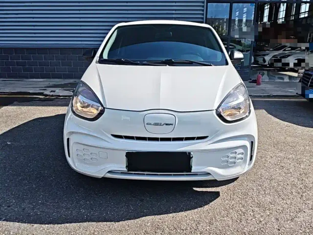 Roewe Clever — Фото автомобиля 2