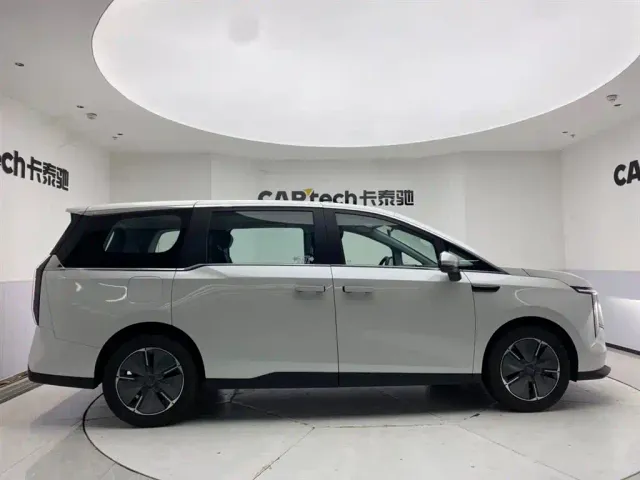 Maxus Dajia 7 — Фото автомобиля 4