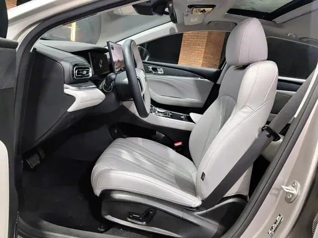 Geely Galaxy Stellar 6 — Фото автомобиля 9