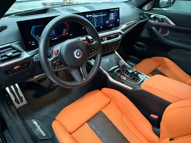 BMW M4 — Фото автомобиля 5
