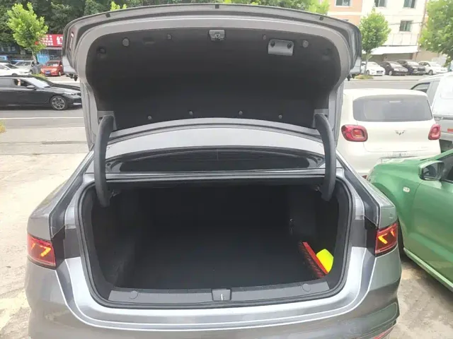 BYD Qin PLUS — Фото автомобиля 18