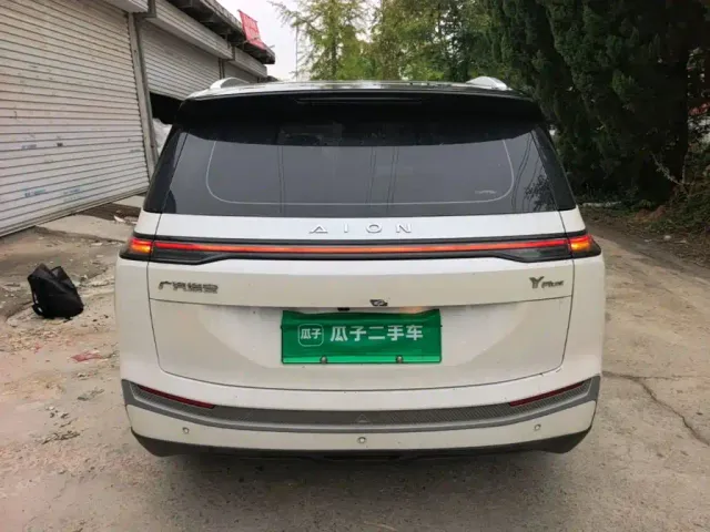 GAC Aion Y — Фото автомобиля 5