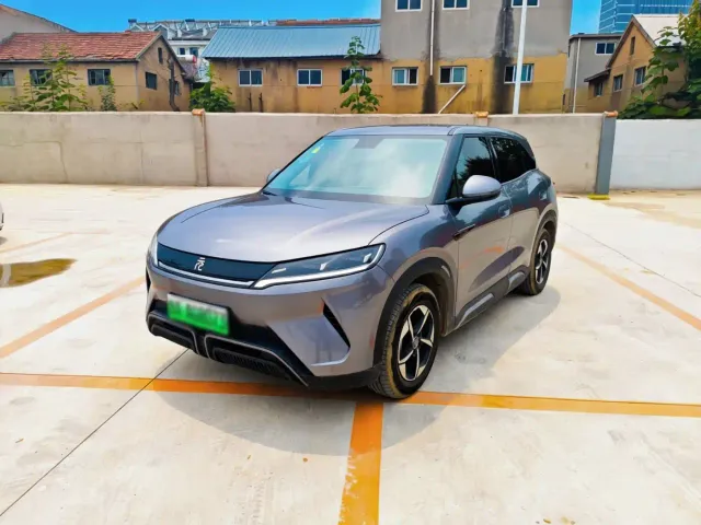 Фотография автомобиля — BYD Yuan UP